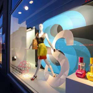 de Bijenkorf Inspiration etalage Amsterdam